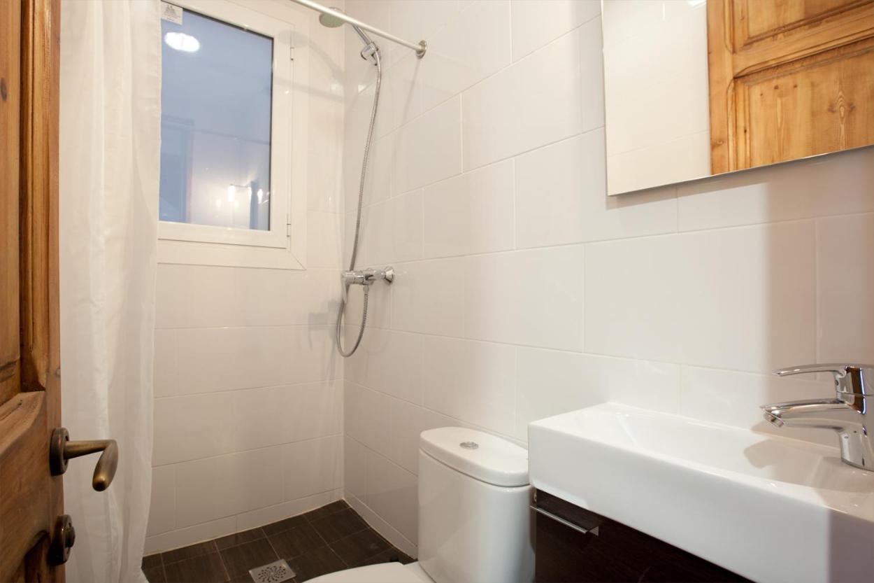 2-Bedroom Apartment For Families Barcelona Kültér fotó